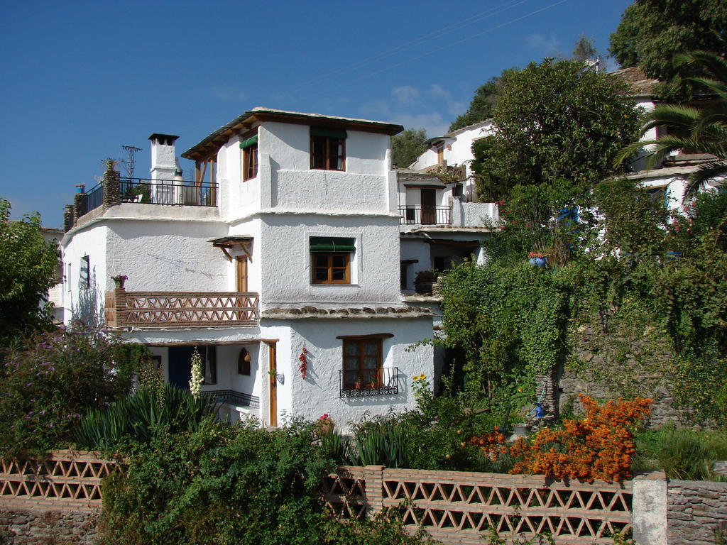 Sierra Y Mar